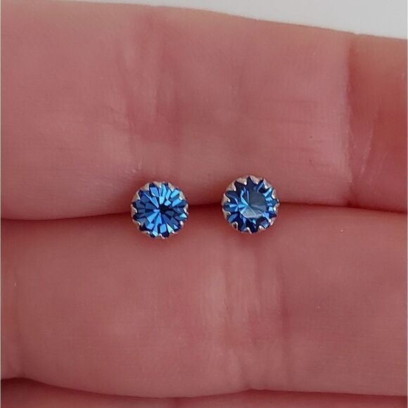 Platinum Plated 925 Silver  September Birthstone CZ Stud Earrings - Picture 5 of 8